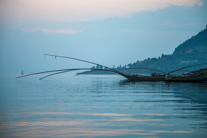 Visit lake Kivu of Rwanda for relaxation